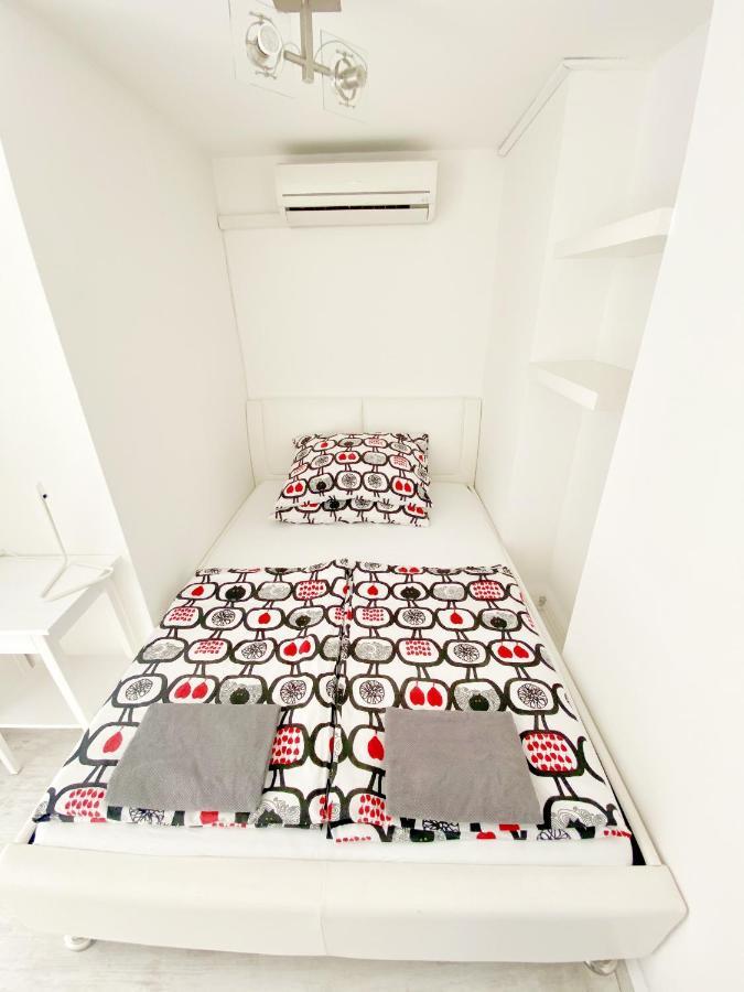 Loft With Rooftop And Free Parking In Garage Budapeste Exterior foto